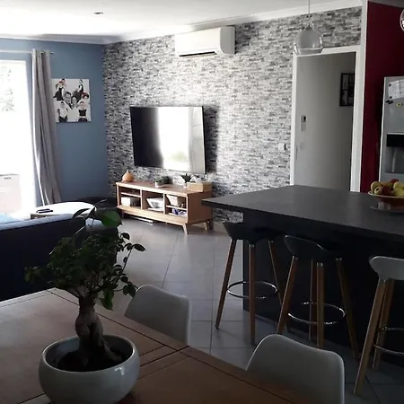 Villa Avec Piscine Privee Roquemaure (Gard)
